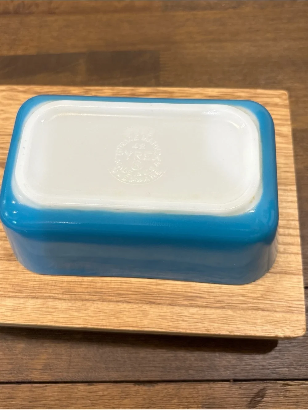 Pyrex bright blue